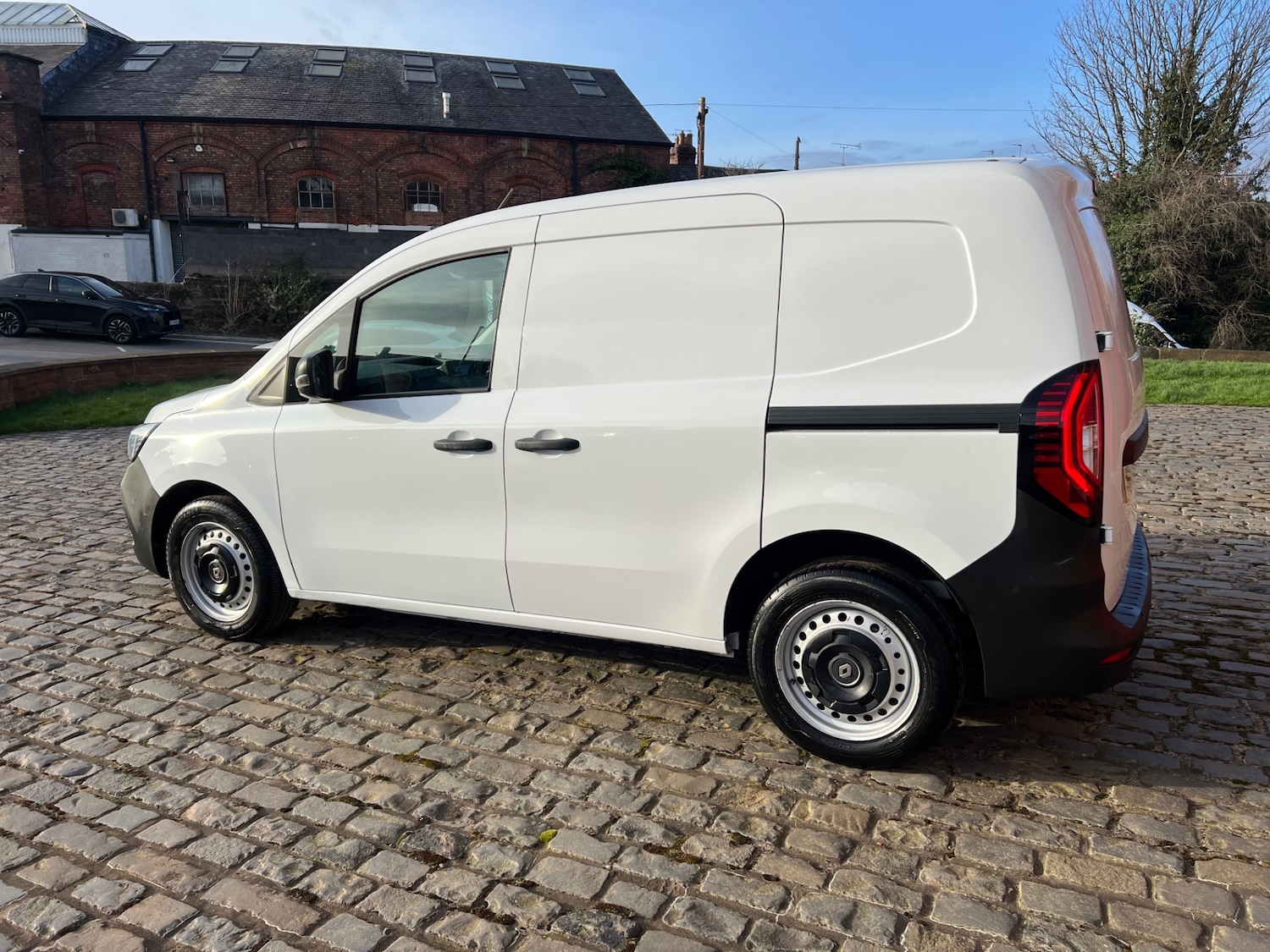 Used Renault Kangoo 2022 for sale - 77837216: Photo 5