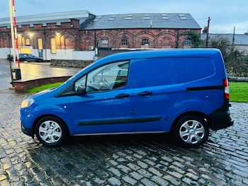 Used Ford Transit Courier 2018 for sale - 76751942: Photo