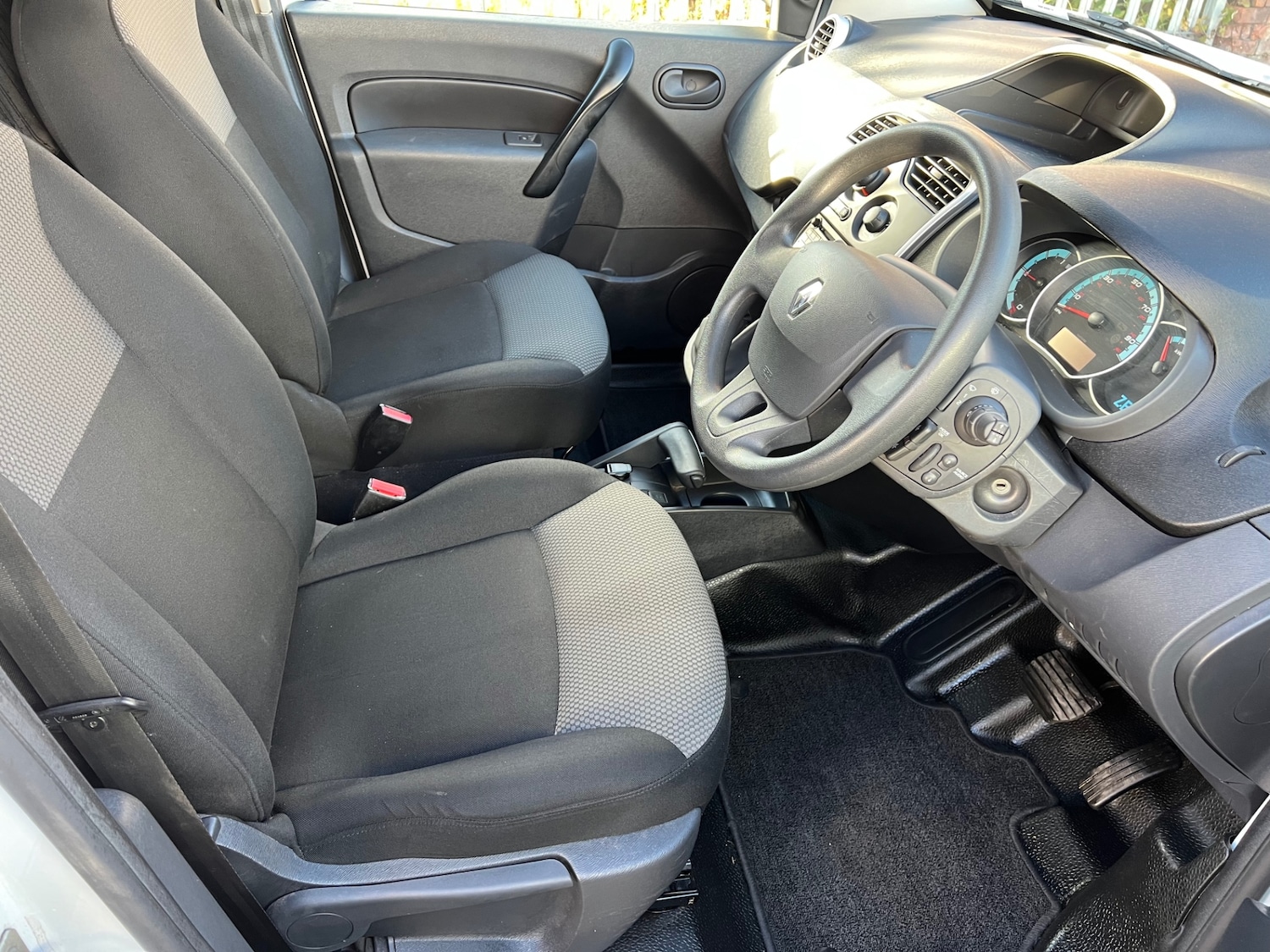 Used Renault Kangoo 2021 for sale - 76377024: Photo 13