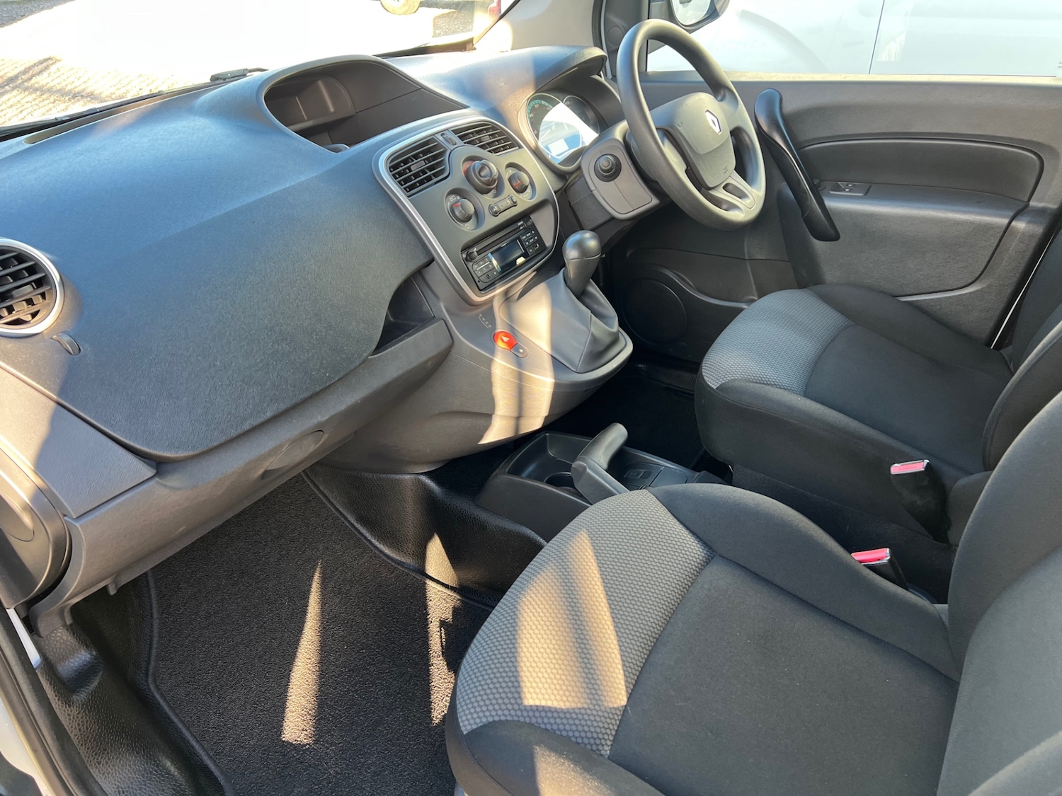 Used Renault Kangoo 2021 for sale - 76377024: Photo 15