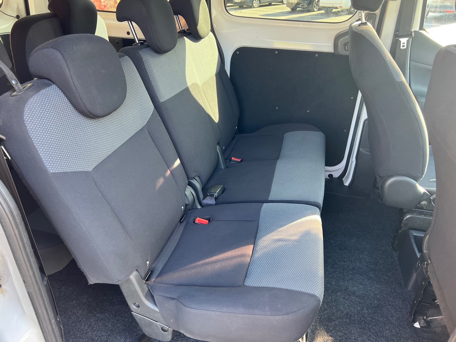 Used Nissan NV200 2016 for sale - 77891377: Photo 15