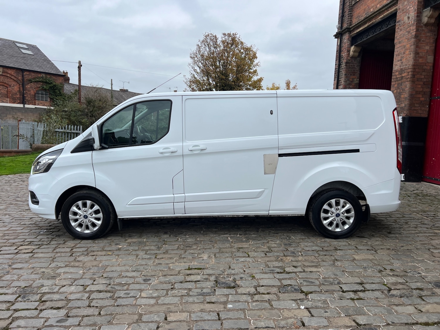Used Ford Transit Custom 2022 for sale - 76299673: Photo 4