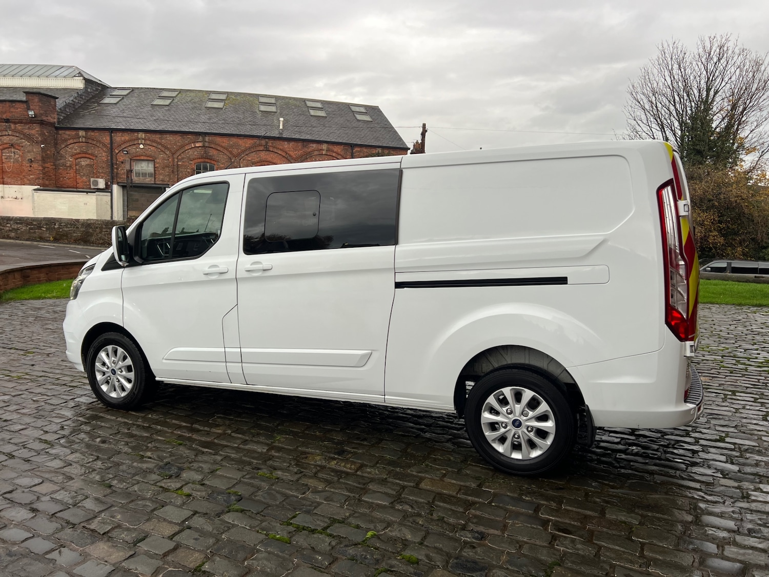 Used Ford Transit Custom 2022 for sale - 76757928: Photo 4