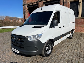 Mercedes-Benz Sprinter feature image