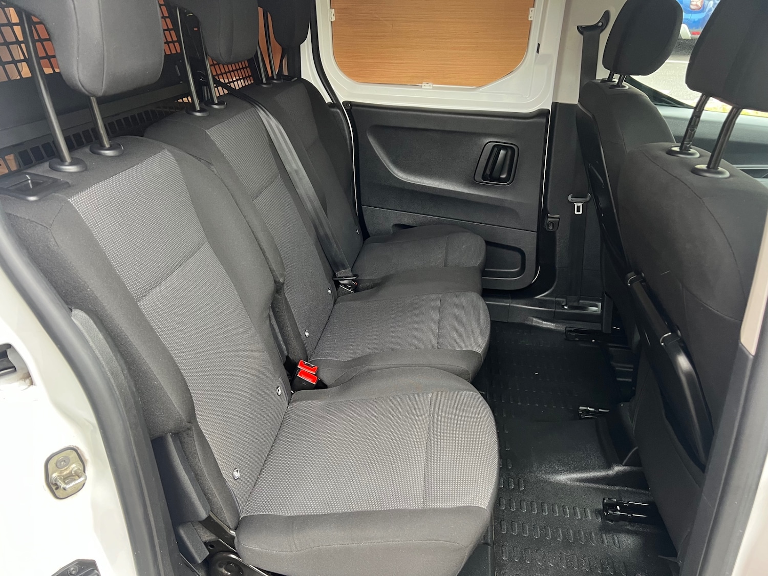 Used Peugeot Partner 2022 for sale - 76935479: Photo 17