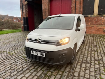Used Citroen Berlingo 2020 for sale - 76726064: Photo