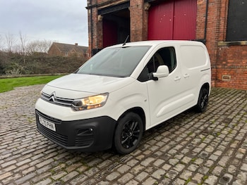 Used Citroen Berlingo 2020 for sale - 76726064: Photo