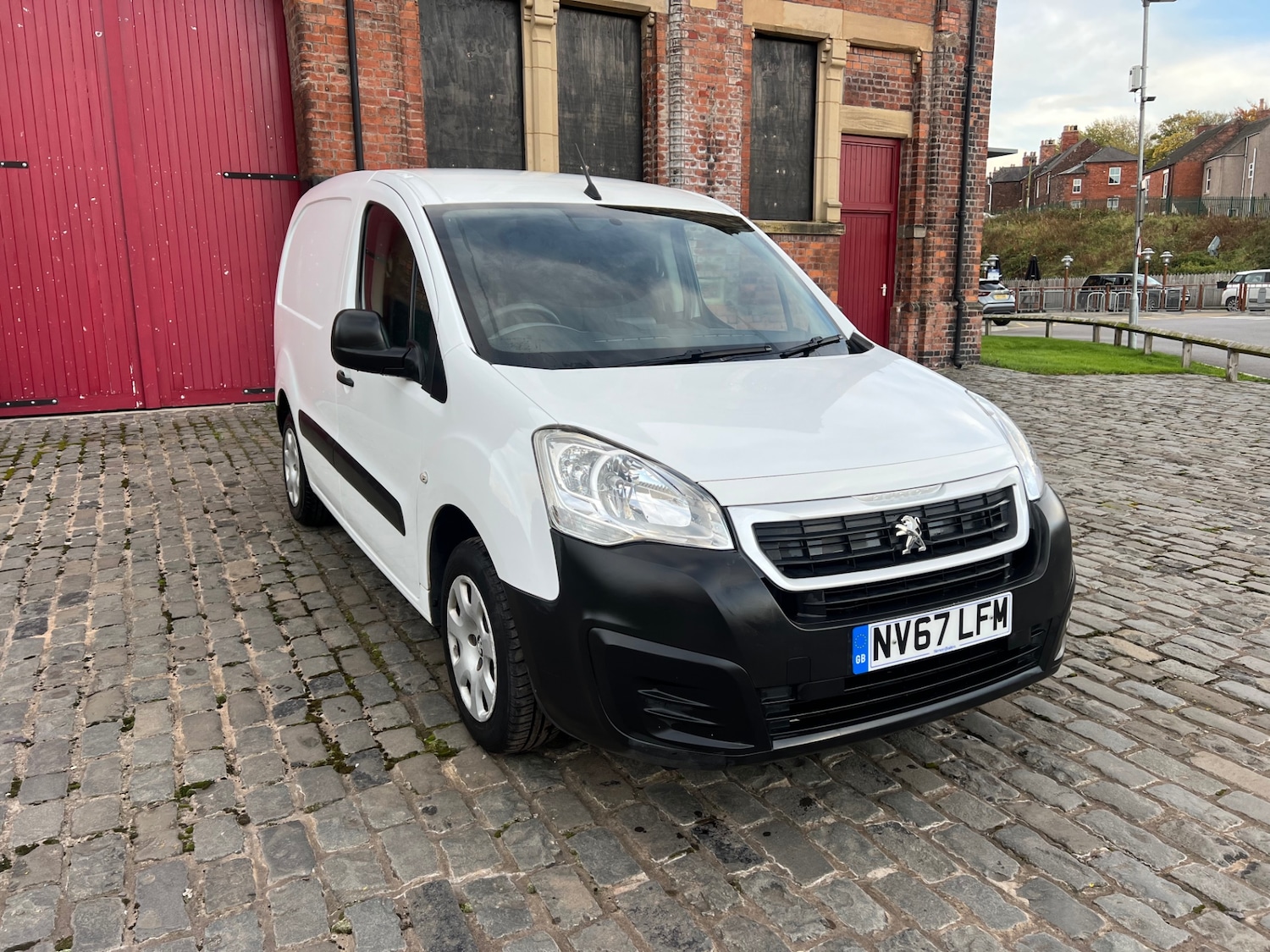 Used Peugeot Partner 2018 for sale - 76355930: Photo 12