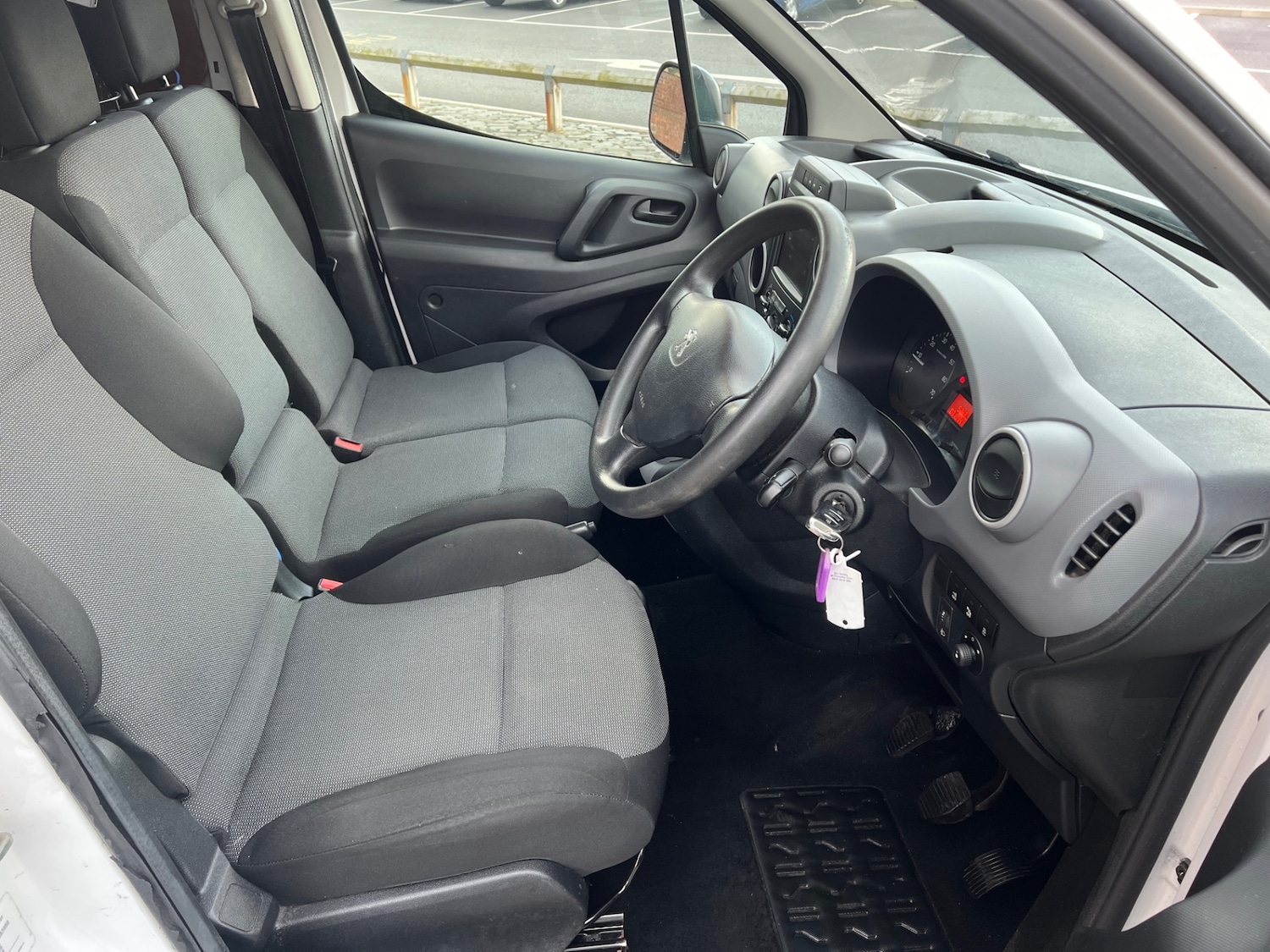 Used Peugeot Partner 2018 for sale - 76355930: Photo 14