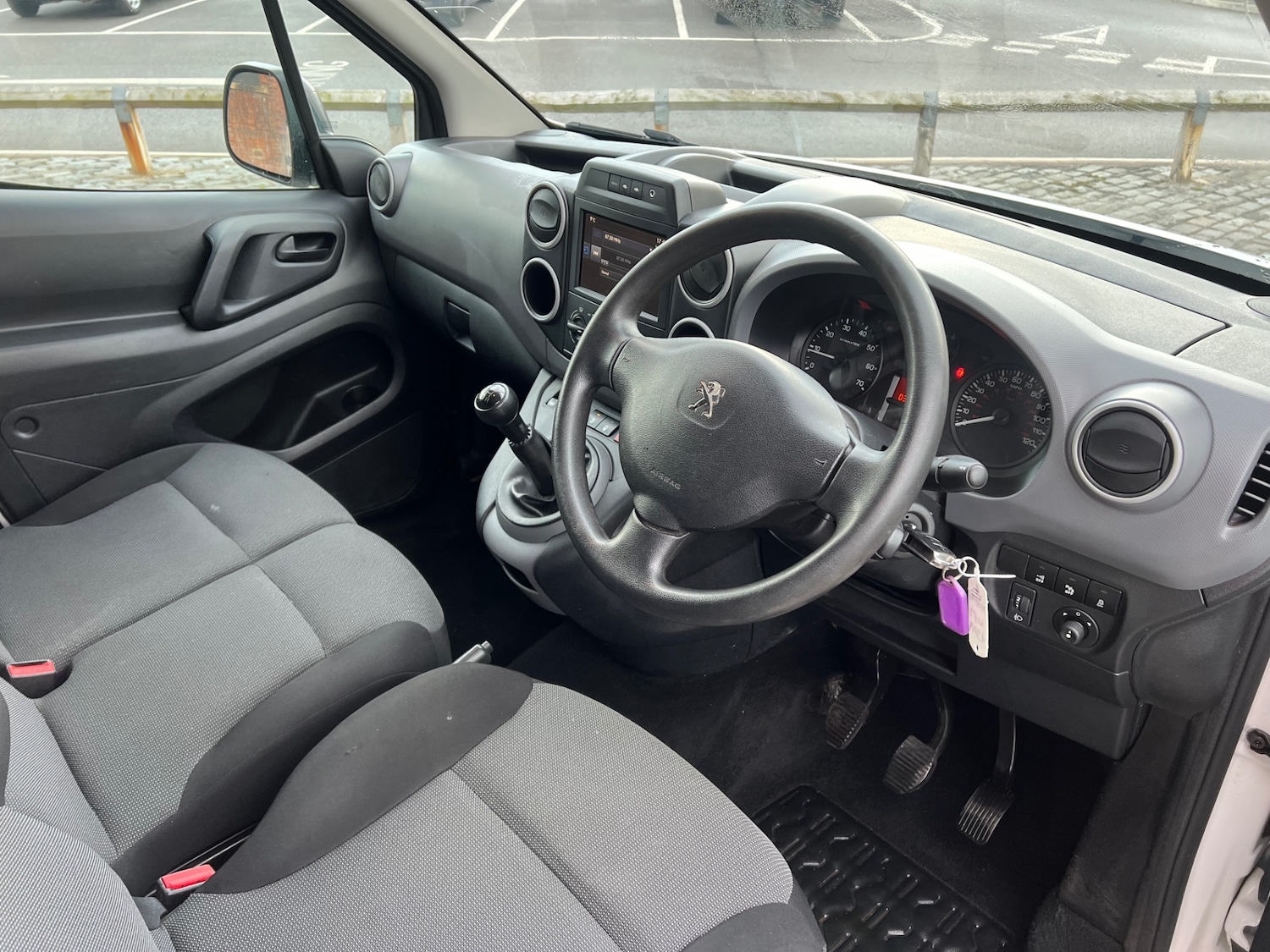 Used Peugeot Partner 2018 for sale - 76355930: Photo 15