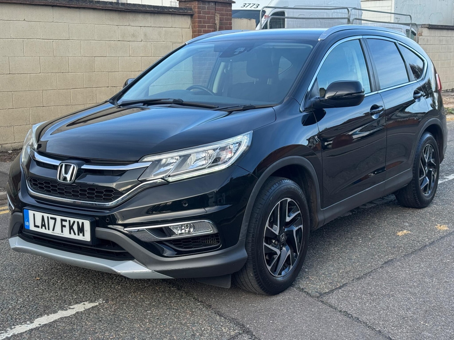 Used Honda CR-V 2017 for sale - 76561682: Photo 5