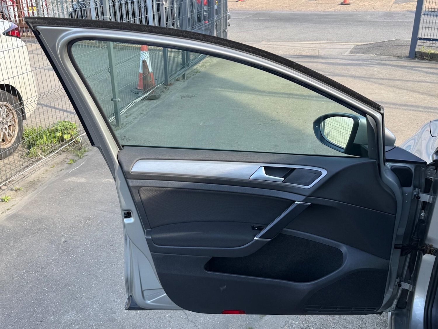 Used Volkswagen Golf 2015 for sale - 78147742: Photo 20