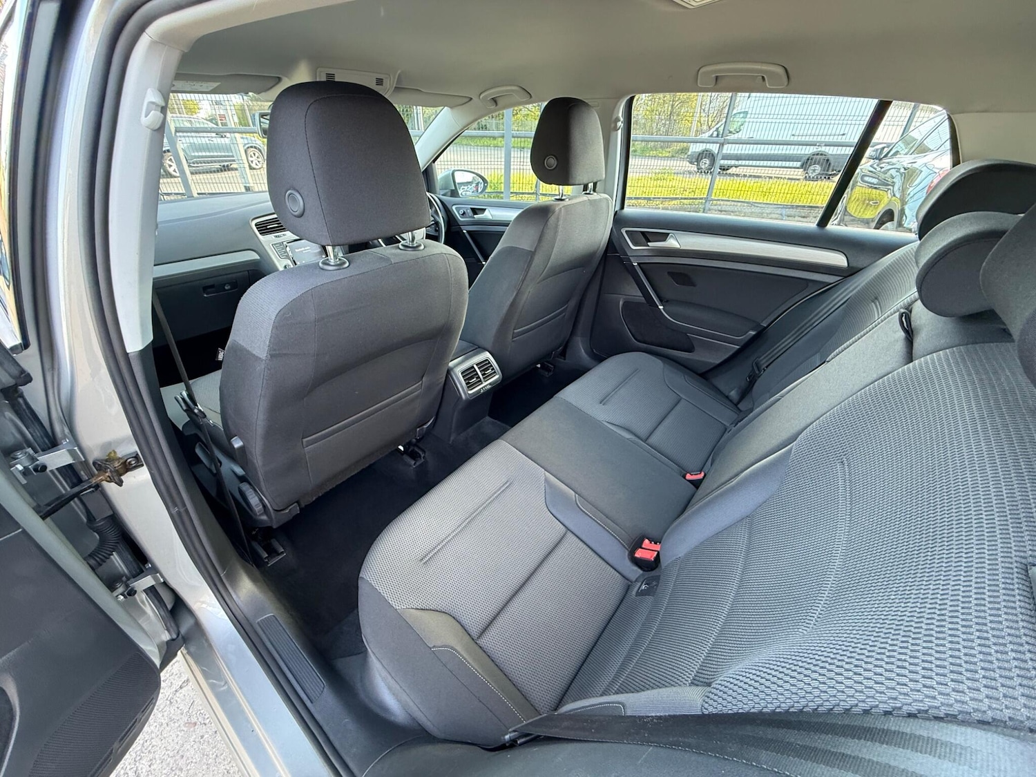 Used Volkswagen Golf 2015 for sale - 78147742: Photo 24