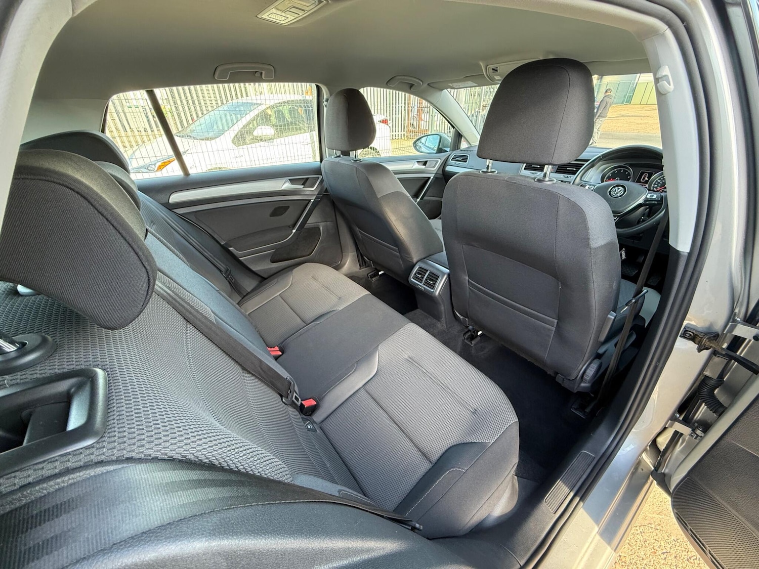 Used Volkswagen Golf 2015 for sale - 78147742: Photo 29