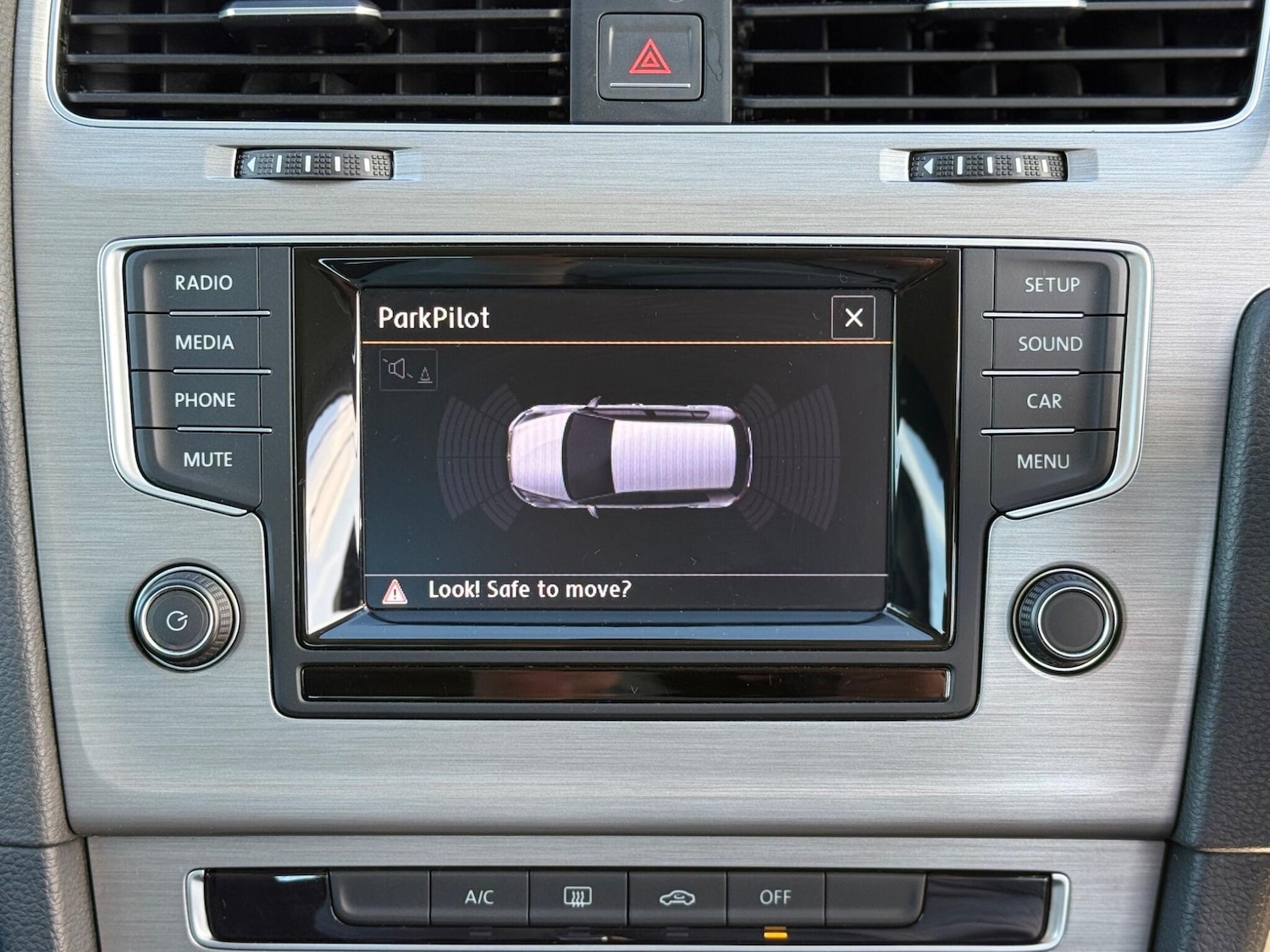 Used Volkswagen Golf 2015 for sale - 78147742: Photo 42