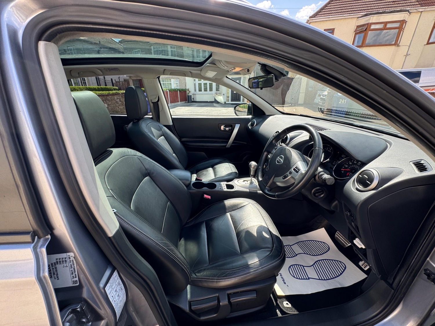 Used Nissan Qashqai 2010 for sale - 76522199: Photo 17