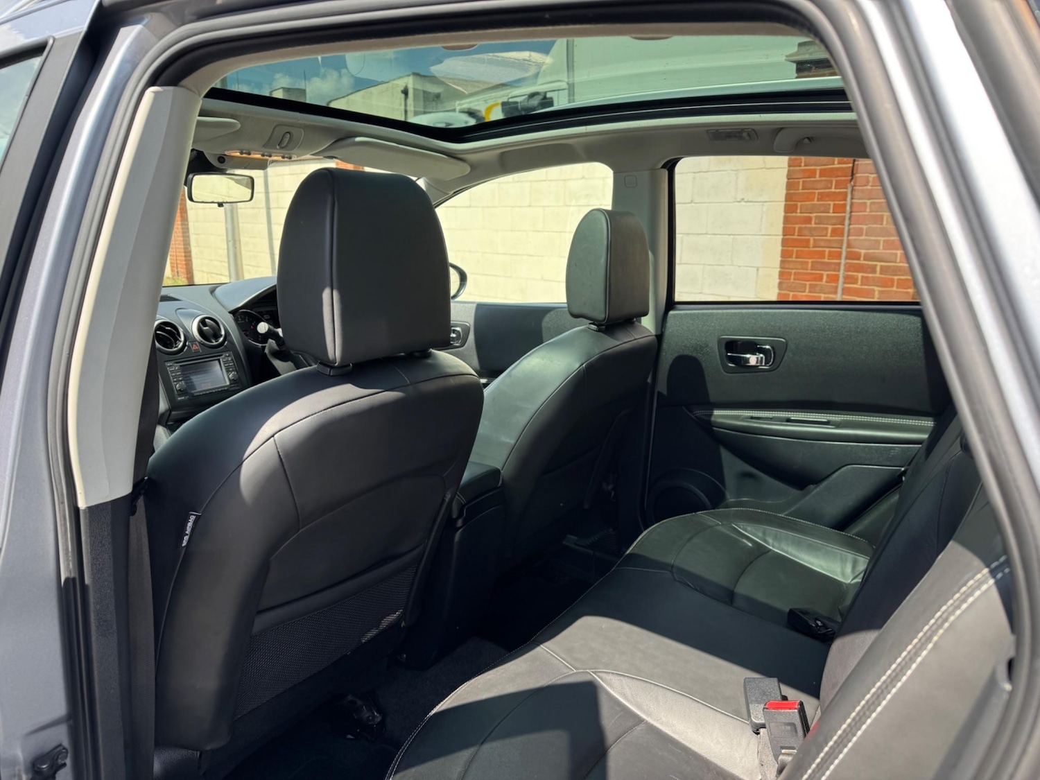 Used Nissan Qashqai 2010 for sale - 76522199: Photo 26