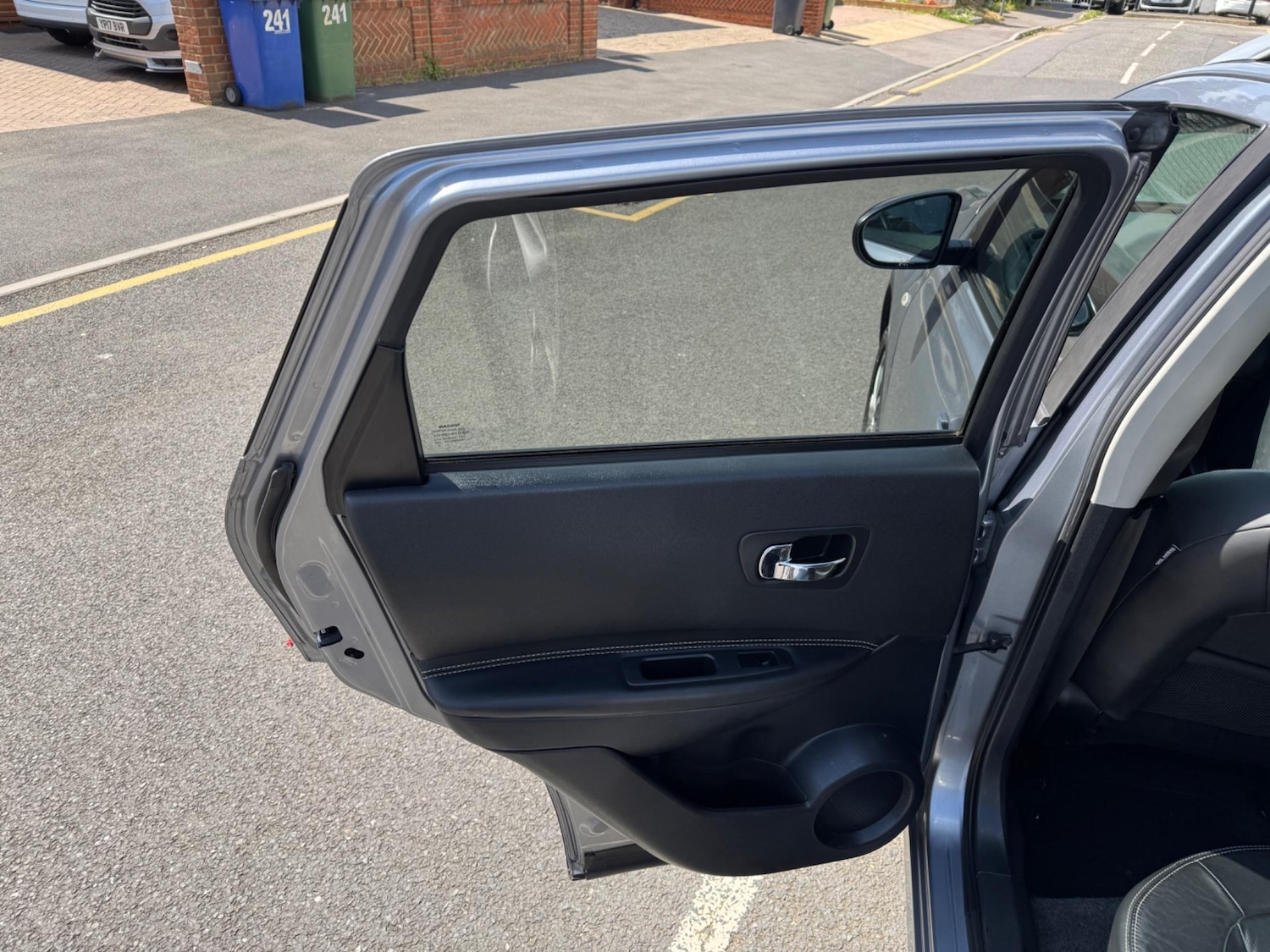 Used Nissan Qashqai 2010 for sale - 76522199: Photo 28