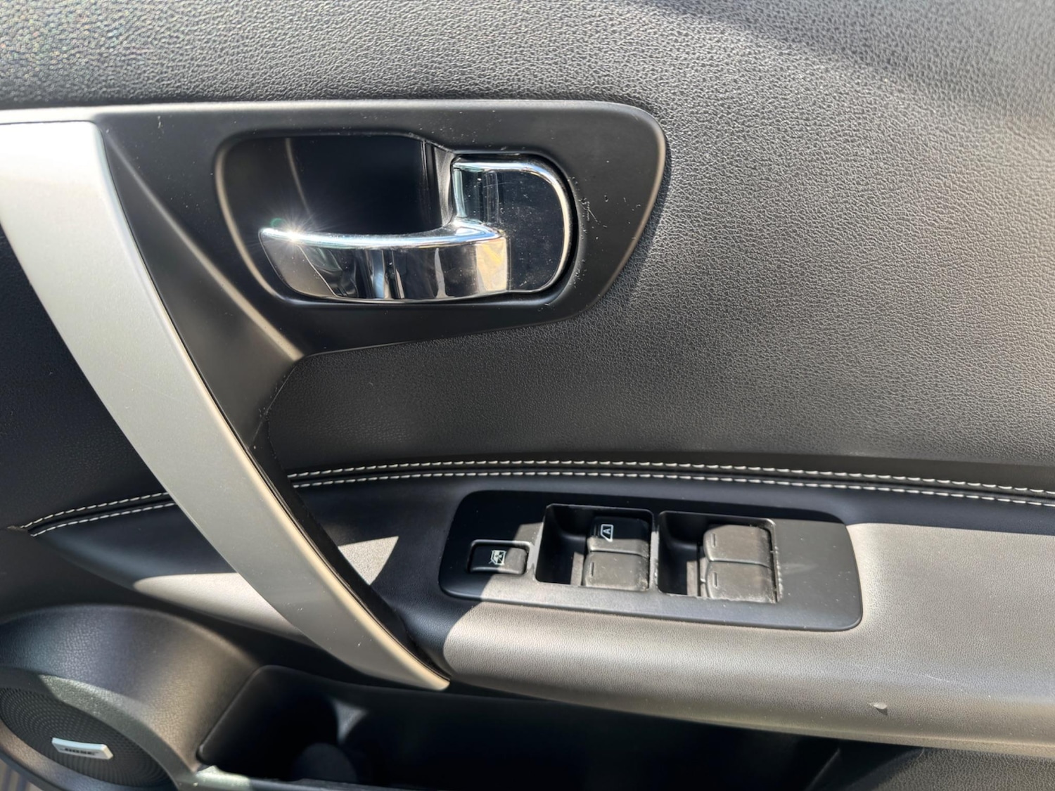 Used Nissan Qashqai 2010 for sale - 76522199: Photo 40