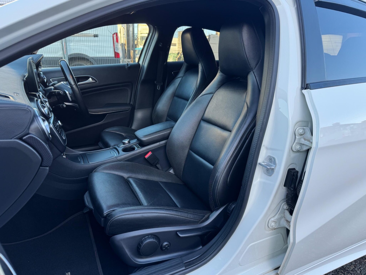 Used Mercedes-Benz A-Class 2017 for sale - 77091829: Photo 23