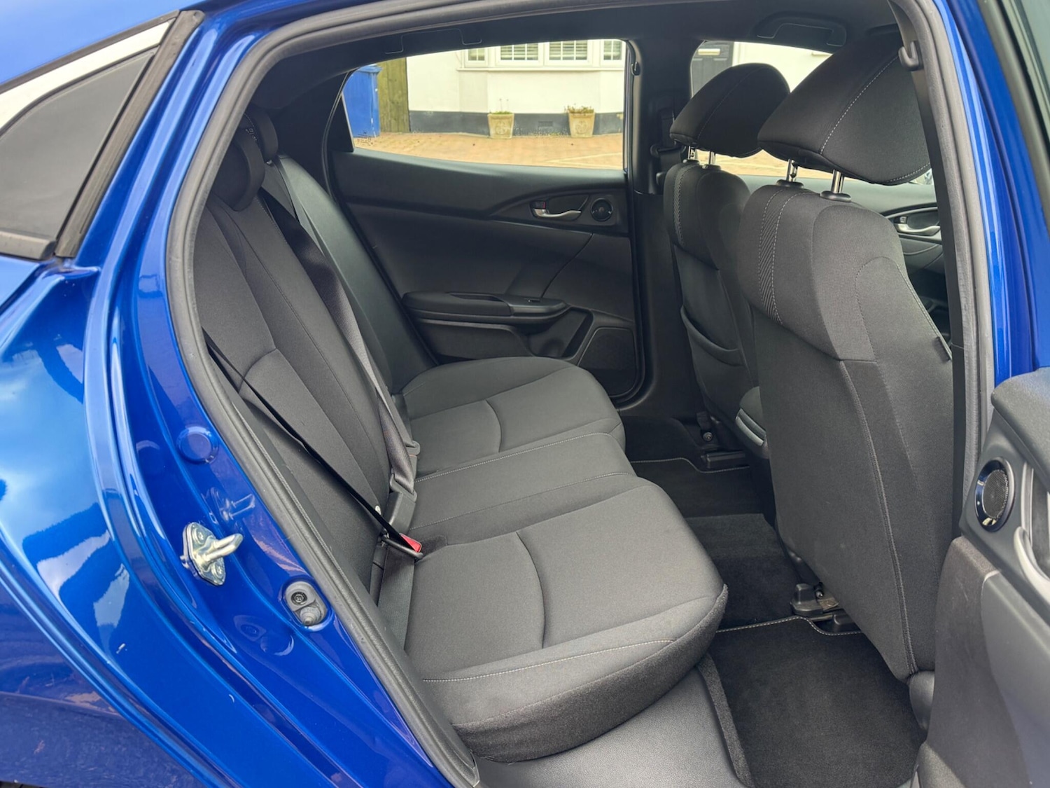 Used Honda Civic 2019 for sale - 76284361: Photo 30