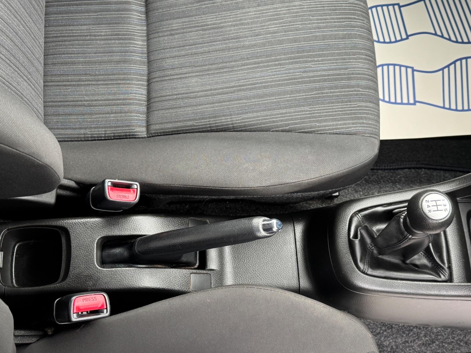 Used Suzuki Swift 2014 for sale - 77550009: Photo 44