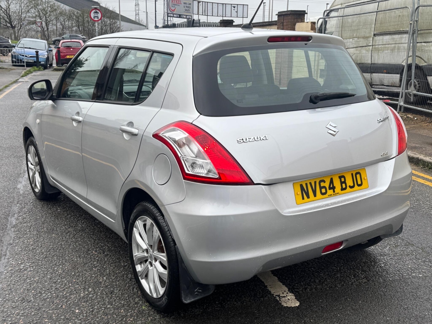 Used Suzuki Swift 2014 for sale - 77550009: Photo 9