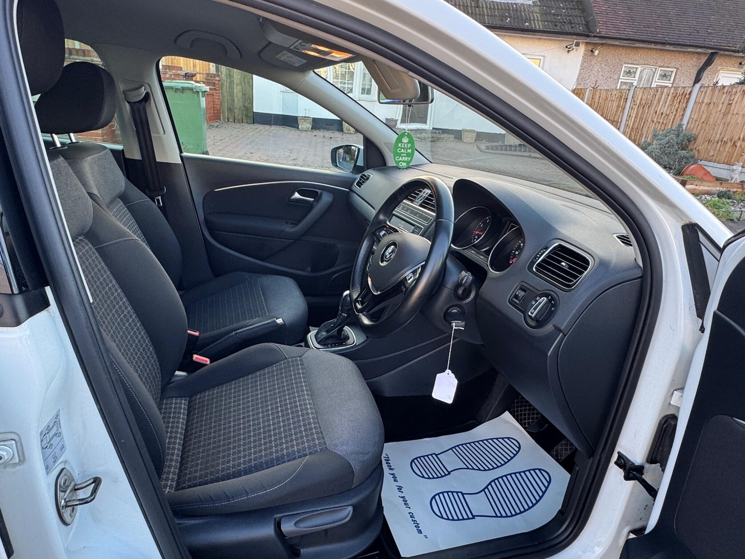 Used Volkswagen Polo 2016 for sale - 76899057: Photo 12