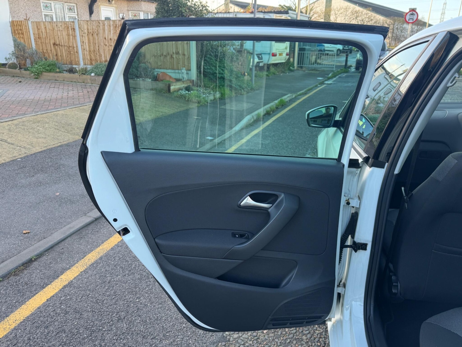 Used Volkswagen Polo 2016 for sale - 76899057: Photo 23