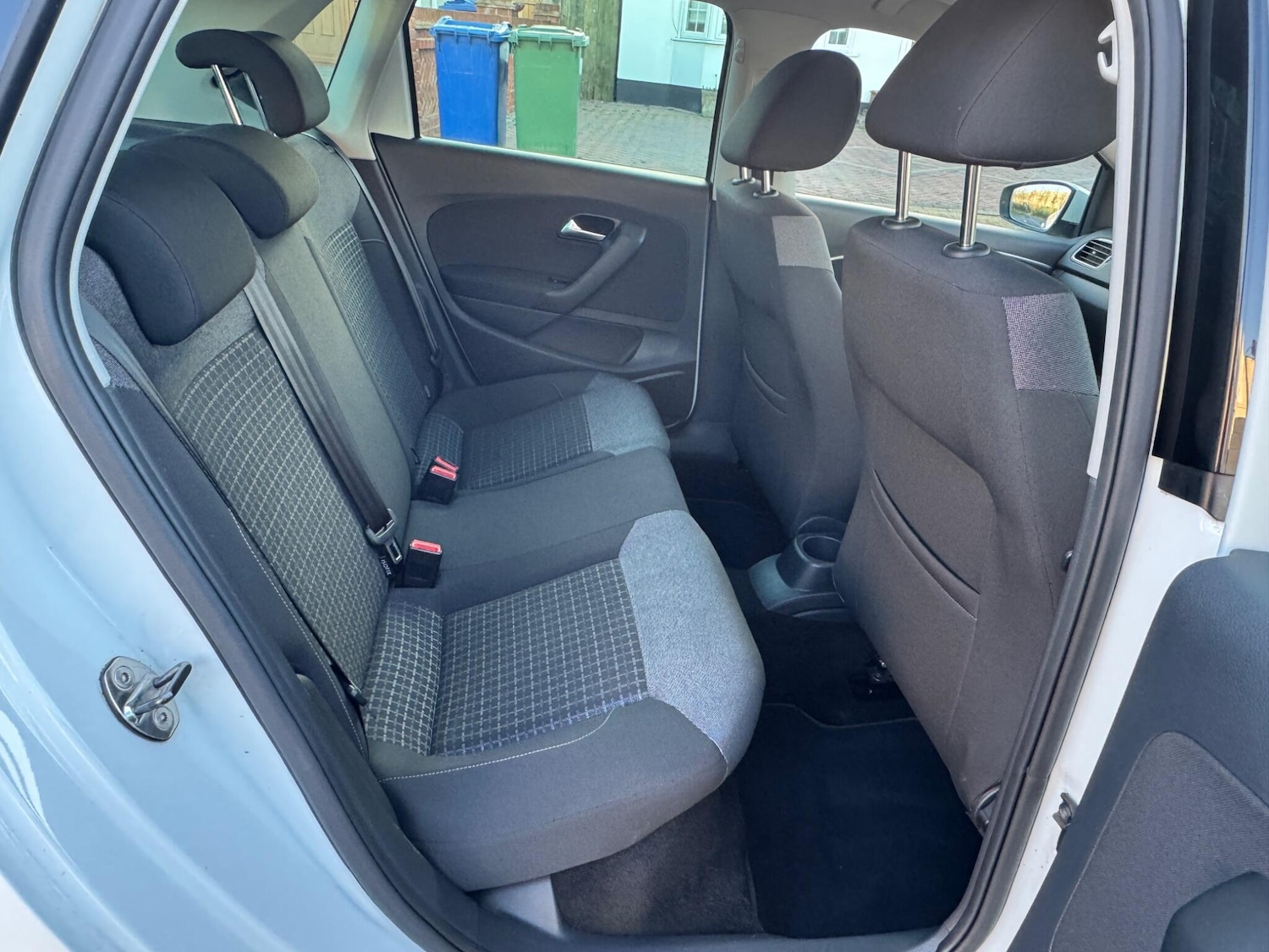 Used Volkswagen Polo 2016 for sale - 76899057: Photo 27