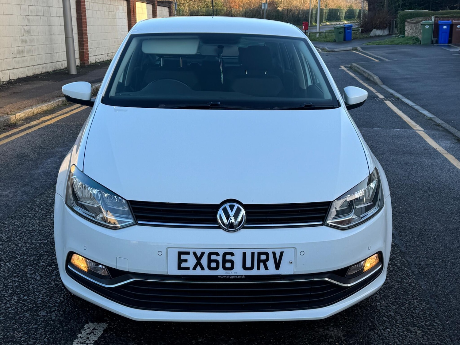 Used Volkswagen Polo 2016 for sale - 76899057: Photo 3