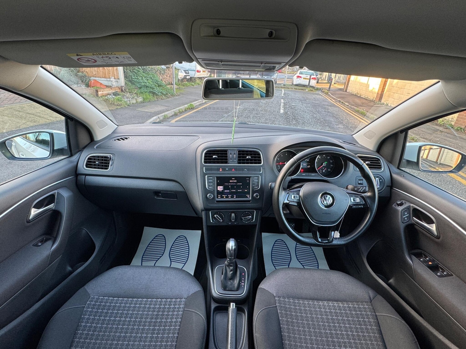 Used Volkswagen Polo 2016 for sale - 76899057: Photo 31