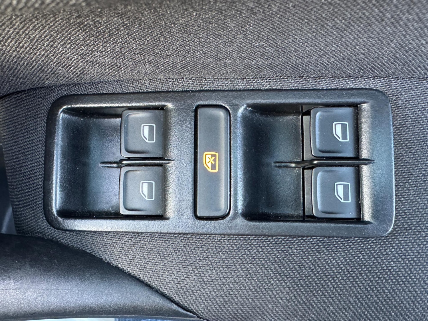 Used Volkswagen Polo 2016 for sale - 76899057: Photo 33