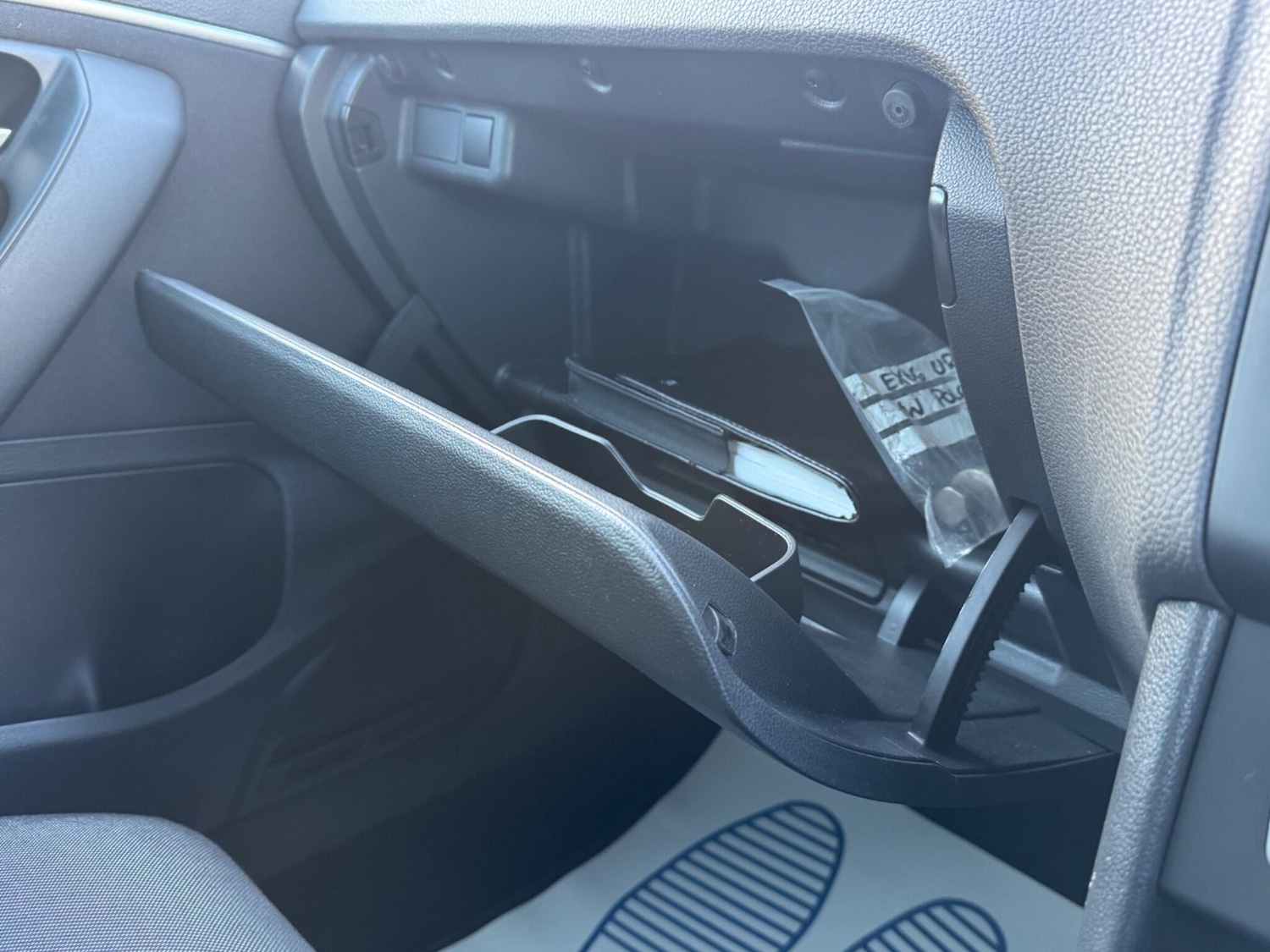 Used Volkswagen Polo 2016 for sale - 76899057: Photo 40