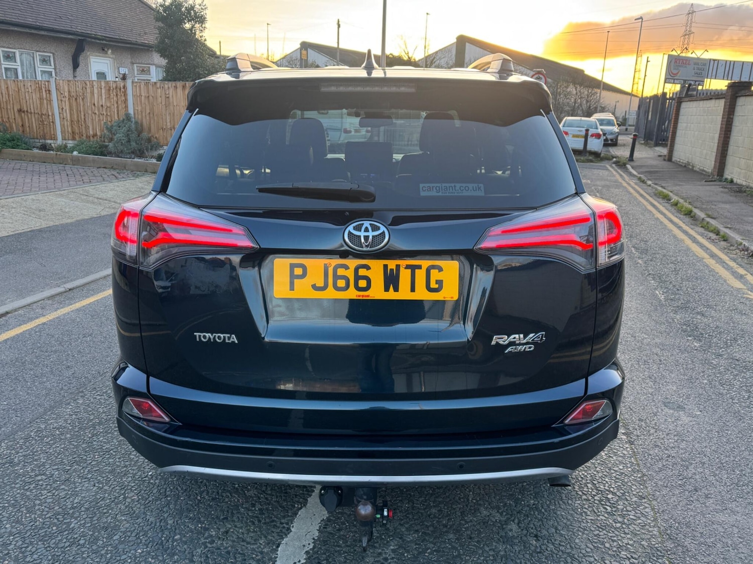 Used Toyota RAV4 2016 for sale - 77203329: Photo 10