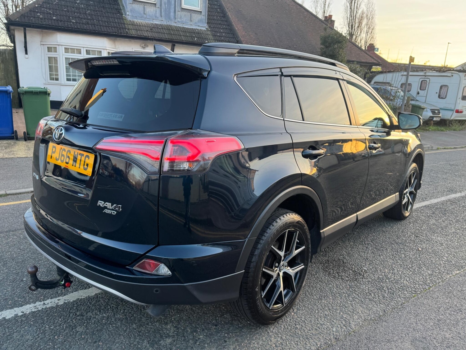 Used Toyota RAV4 2016 for sale - 77203329: Photo 12