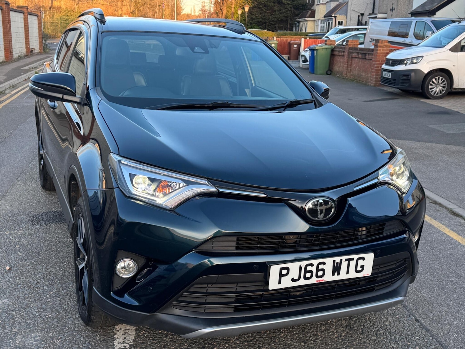 Used Toyota RAV4 2016 for sale - 77203329: Photo 2