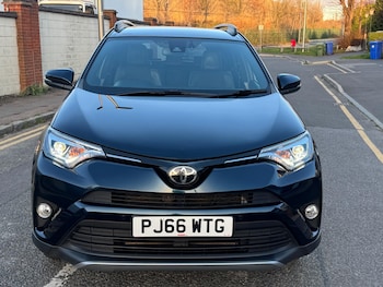 Used Toyota RAV4 2016 for sale - 77203329: Photo