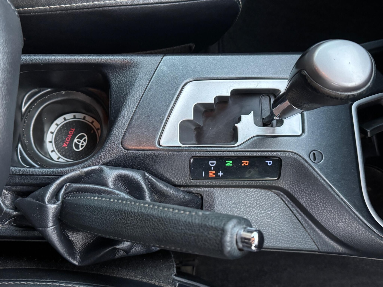 Used Toyota RAV4 2016 for sale - 77203329: Photo 46