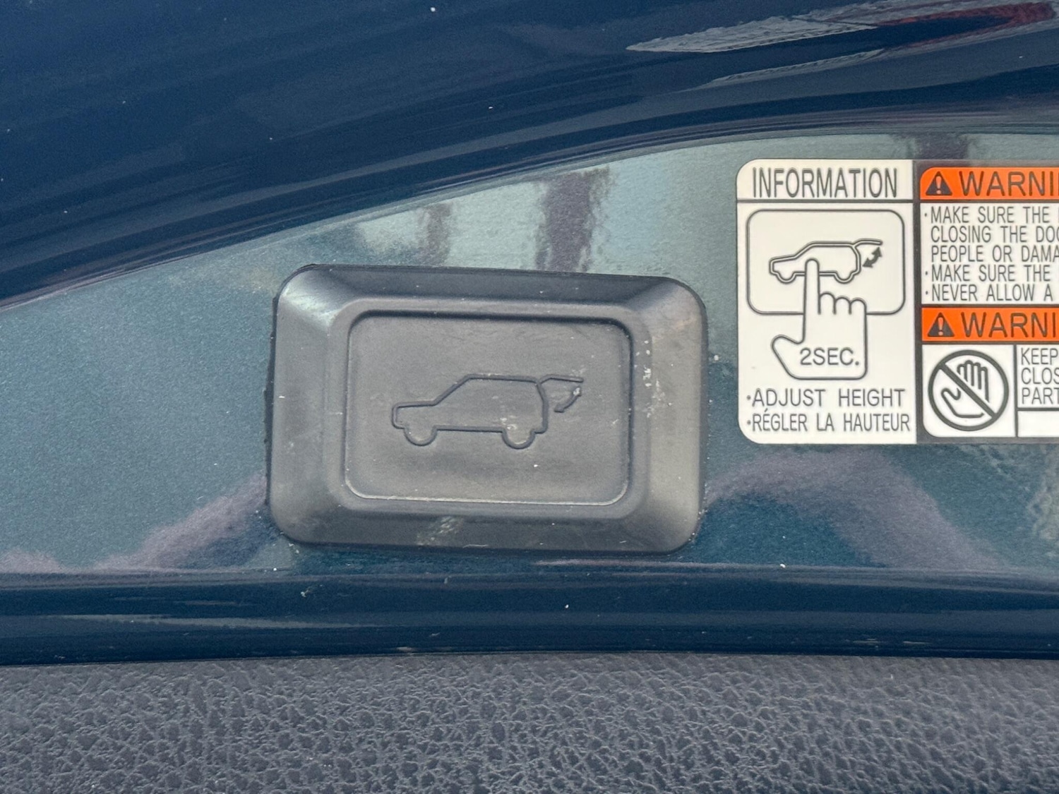 Used Toyota RAV4 2016 for sale - 77203329: Photo 51