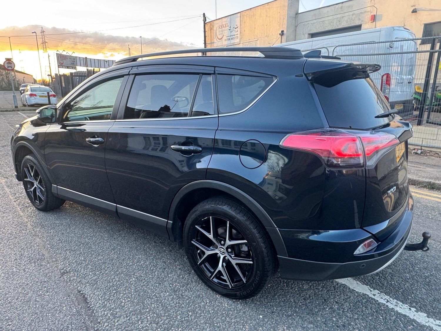 Used Toyota RAV4 2016 for sale - 77203329: Photo 8