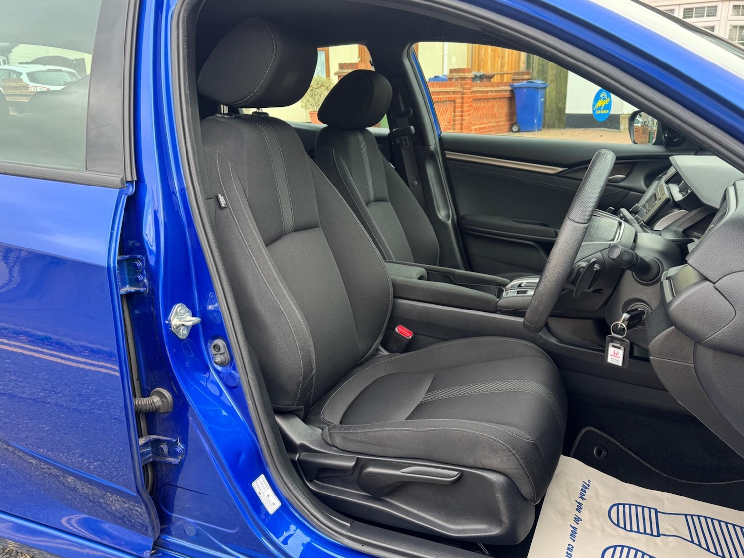 Used Honda Civic 2019 for sale - 76989336: Photo 17