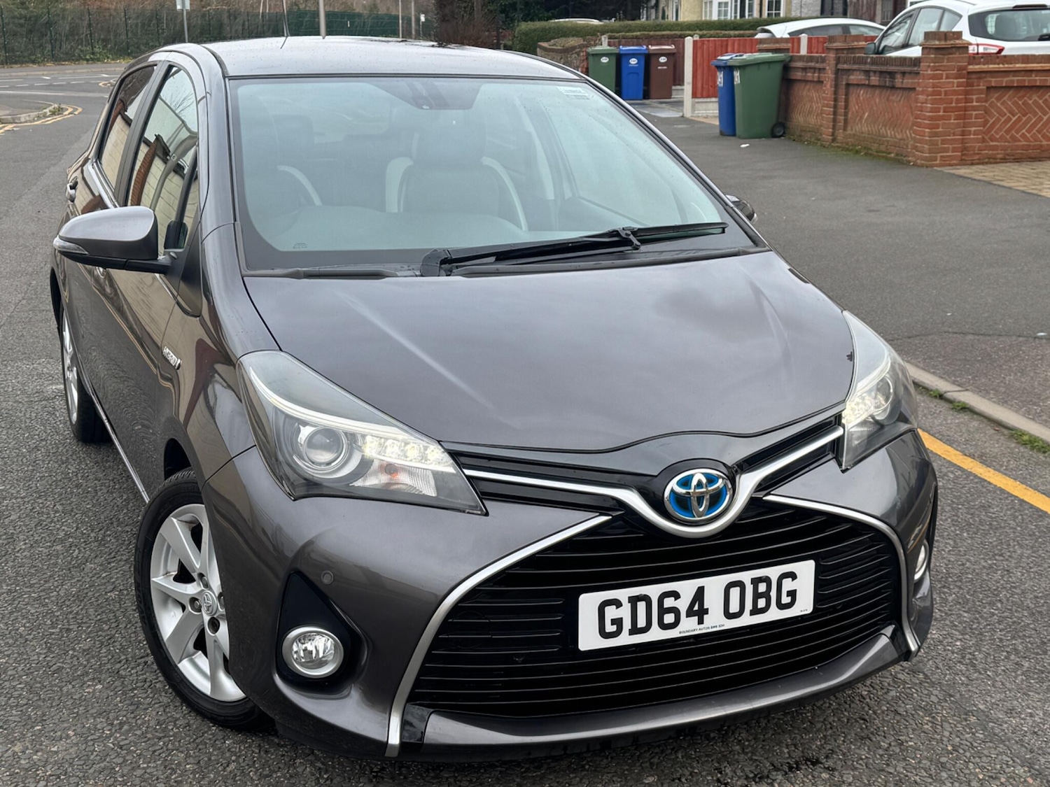 Used Toyota Yaris 2015 for sale - 76965080: Photo 1