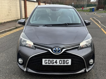 Used Toyota Yaris 2015 for sale - 76965080: Photo