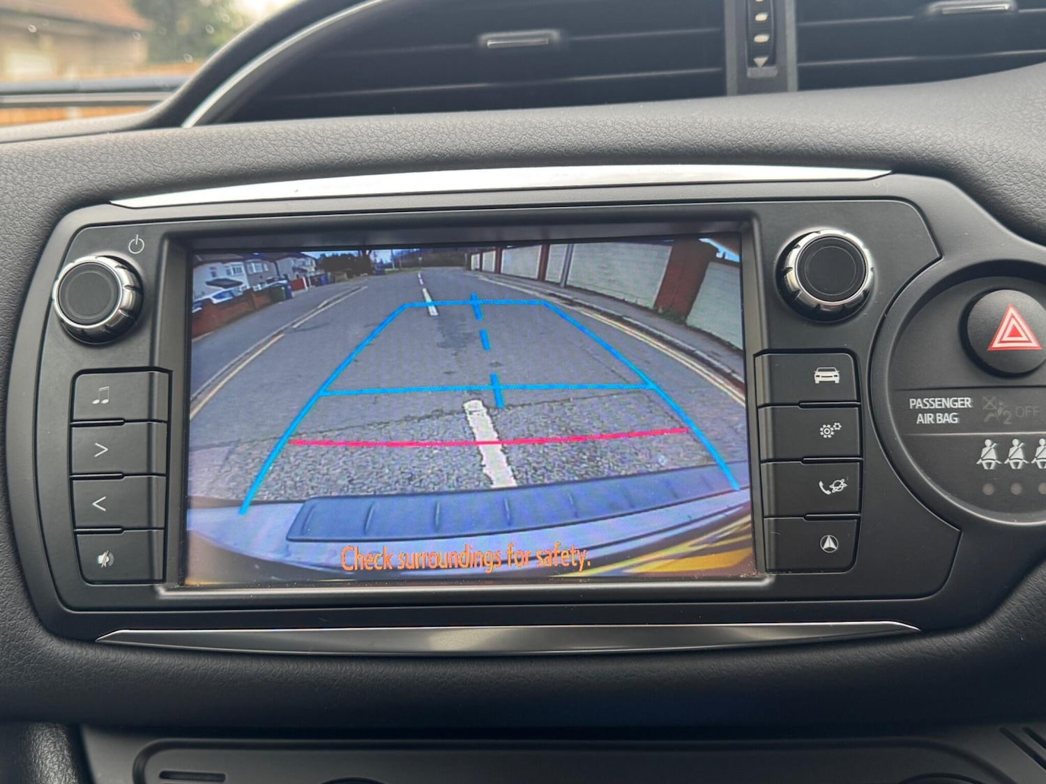 Used Toyota Yaris 2015 for sale - 76965080: Photo 47