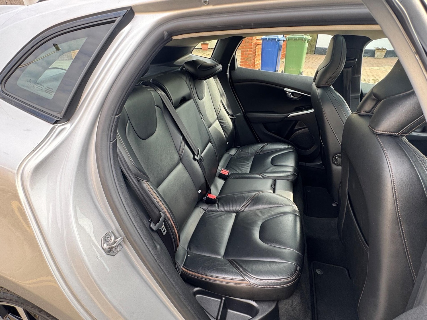 Used Volvo V40 Cross Country 2016 for sale - 76151236: Photo 32