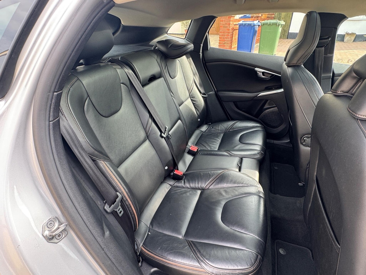 Used Volvo V40 Cross Country 2016 for sale - 76151236: Photo 33