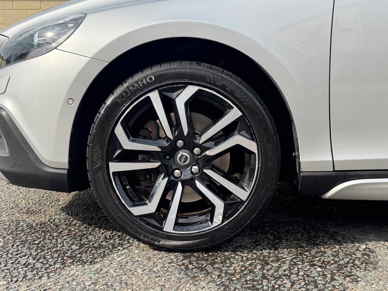 Used Volvo V40 Cross Country 2016 for sale - 76151236: Photo 50
