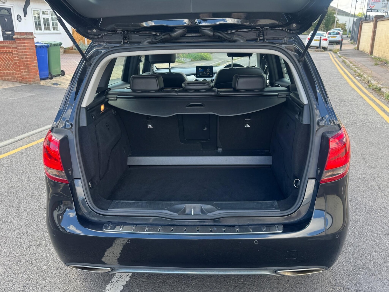 Vehicle 44