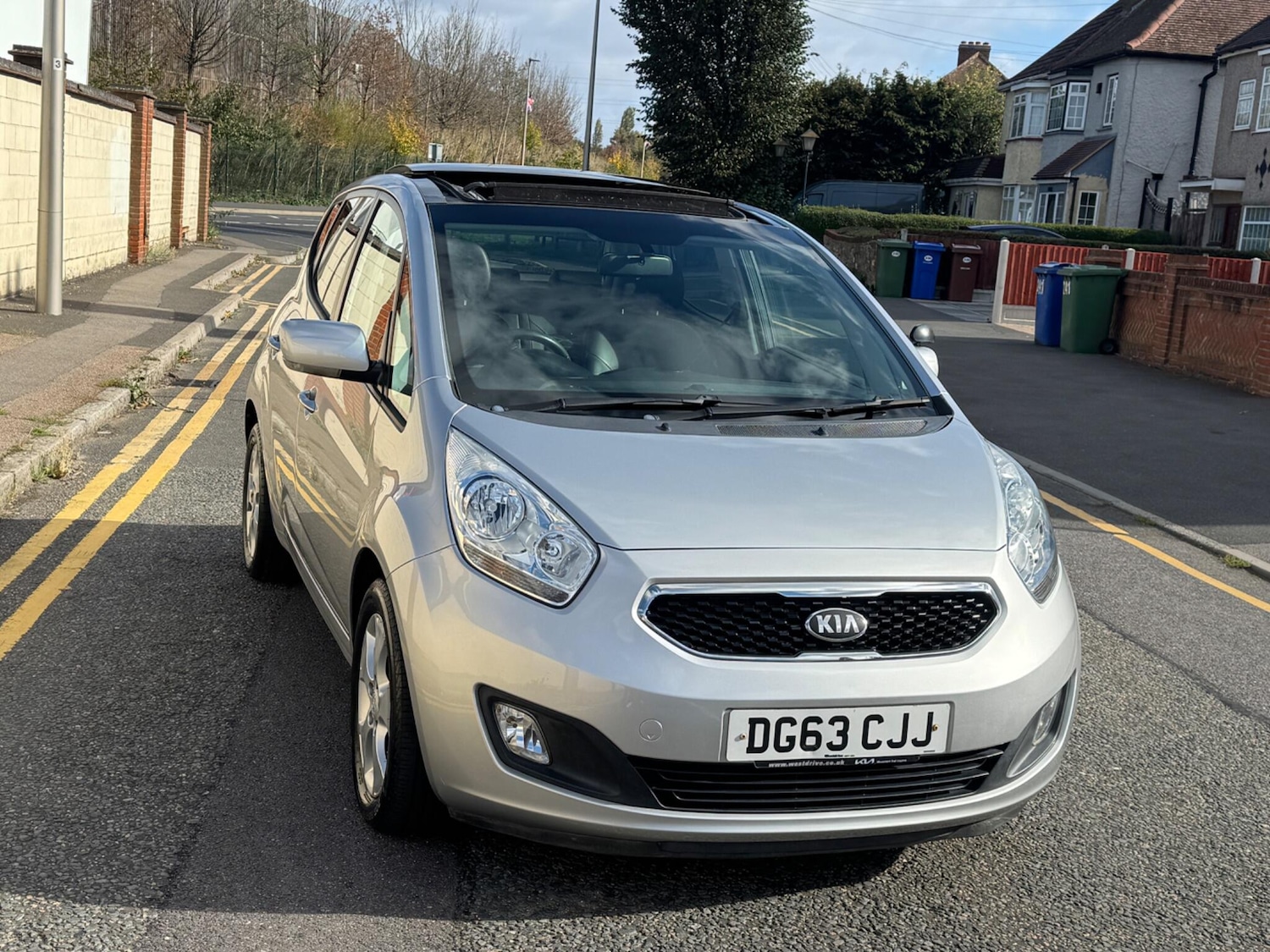 Used Kia Venga 2013 for sale - 76135985: Photo 2